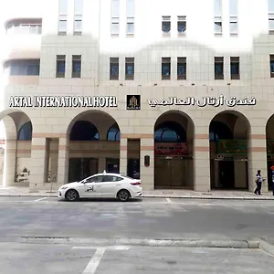 تحقق من التوفر